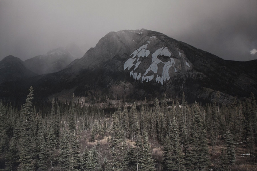 https://reporting.mirunadragan.com/files/gimgs/th-12_Dragan08_TheMountainsAreMirrors3-web.jpg